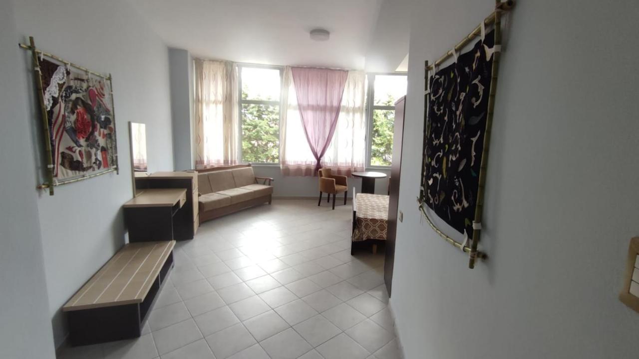 Apartment Apartmants Plazh Olimpia Mir *